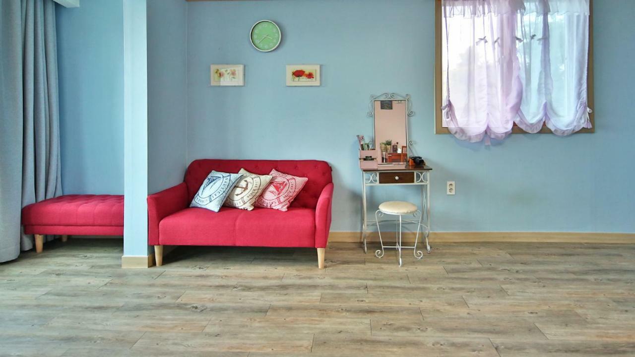 Tongyeong Paper Island Pension Exterior photo