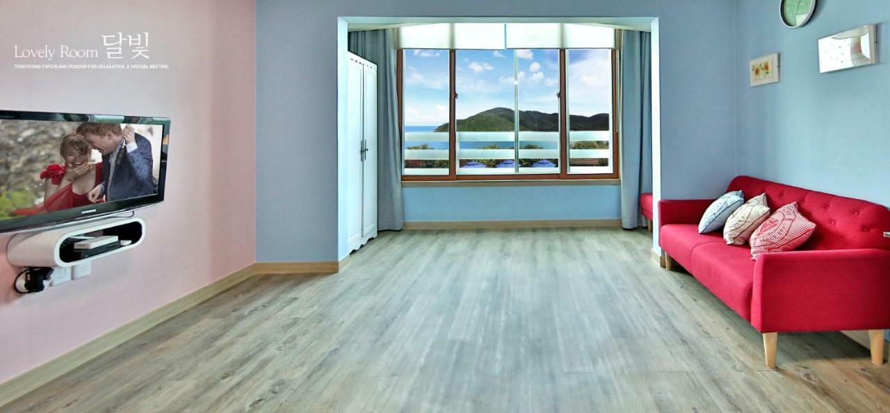 Tongyeong Paper Island Pension Exterior photo